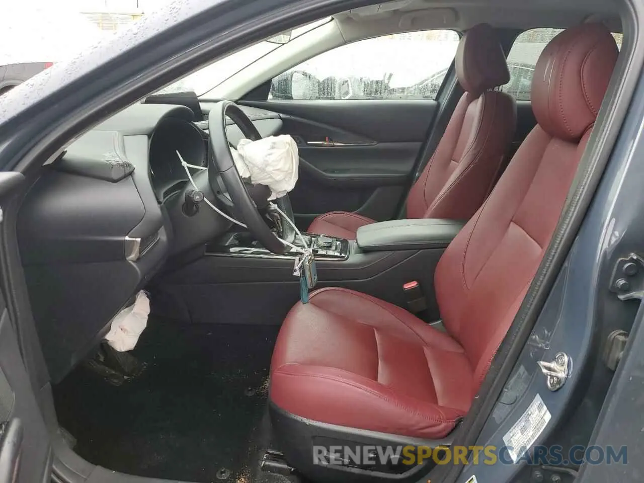 7 Фотография поврежденного автомобиля 3MVDMBCMXPM542809 MAZDA CX30 2023