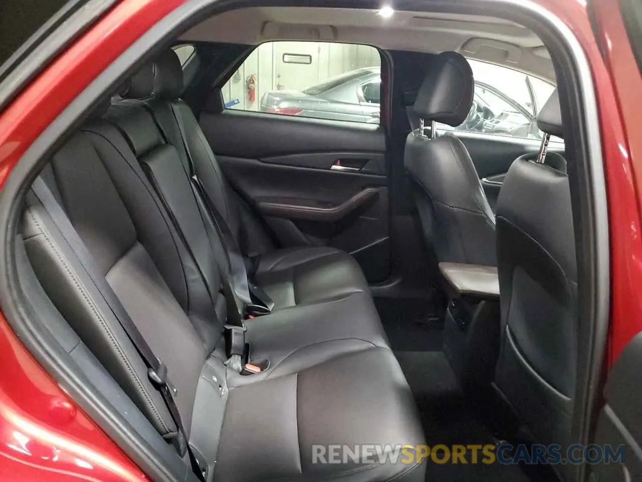 11 Фотография поврежденного автомобиля 3MVDMBDM3PM527681 MAZDA CX30 2023
