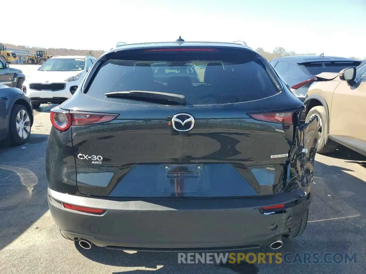 6 Фотография поврежденного автомобиля 3MVDMBDM6PM571691 MAZDA CX30 2023