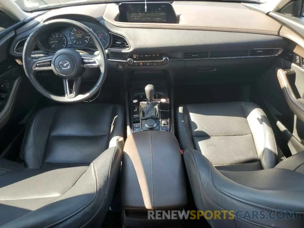 8 Фотография поврежденного автомобиля 3MVDMBDM6PM571691 MAZDA CX30 2023