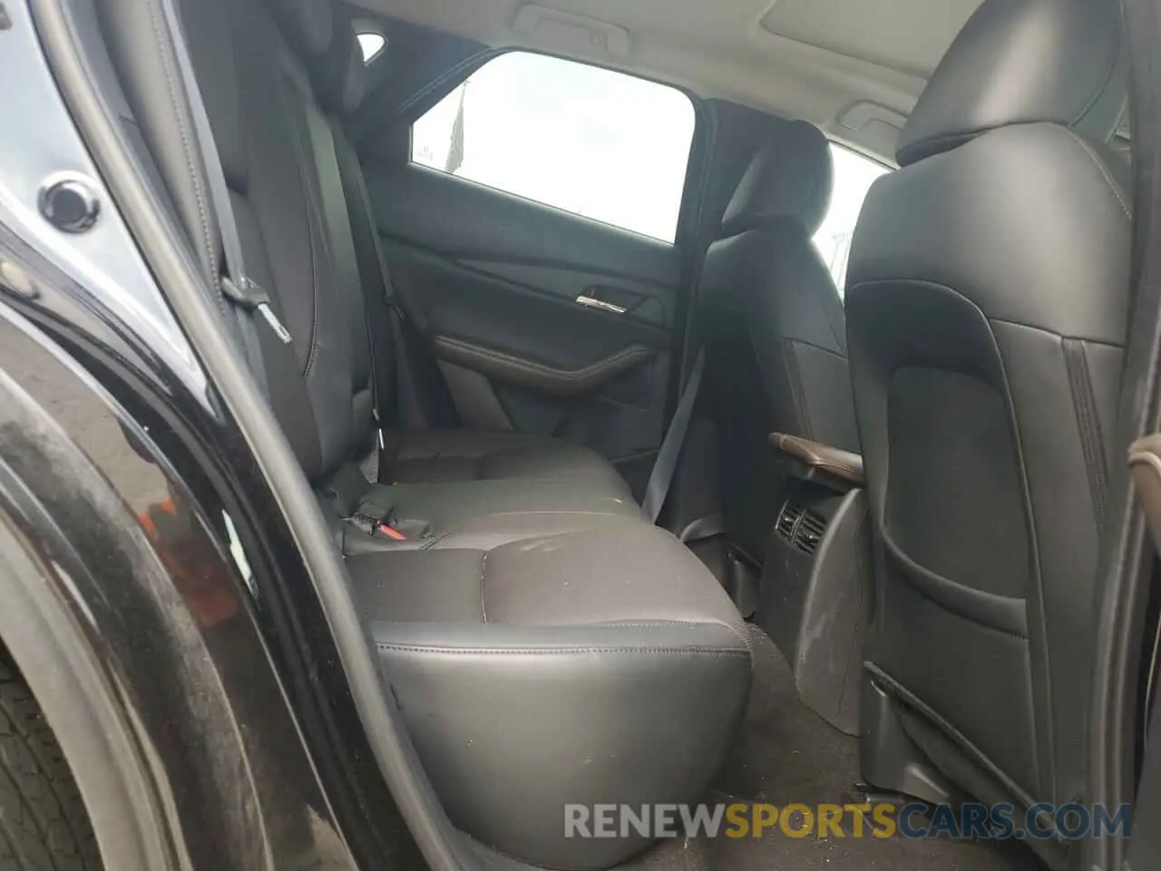 10 Фотография поврежденного автомобиля 3MVDMBDMXPM501188 MAZDA CX30 2023