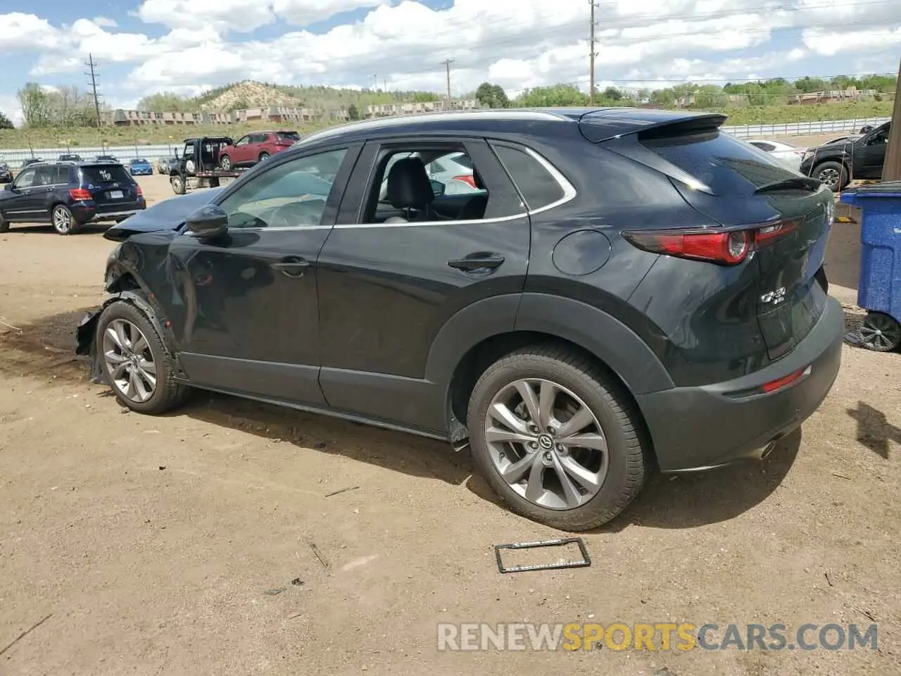 2 Фотография поврежденного автомобиля 3MVDMBDMXPM527113 MAZDA CX30 2023