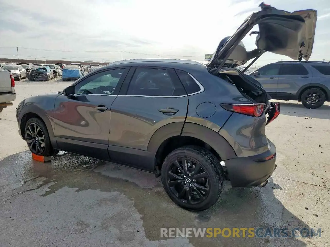 2 Фотография поврежденного автомобиля 3MVDMBEY6PM500458 MAZDA CX30 2023