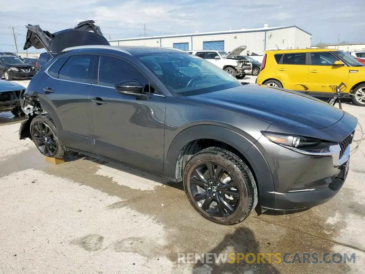 4 Фотография поврежденного автомобиля 3MVDMBEY6PM500458 MAZDA CX30 2023