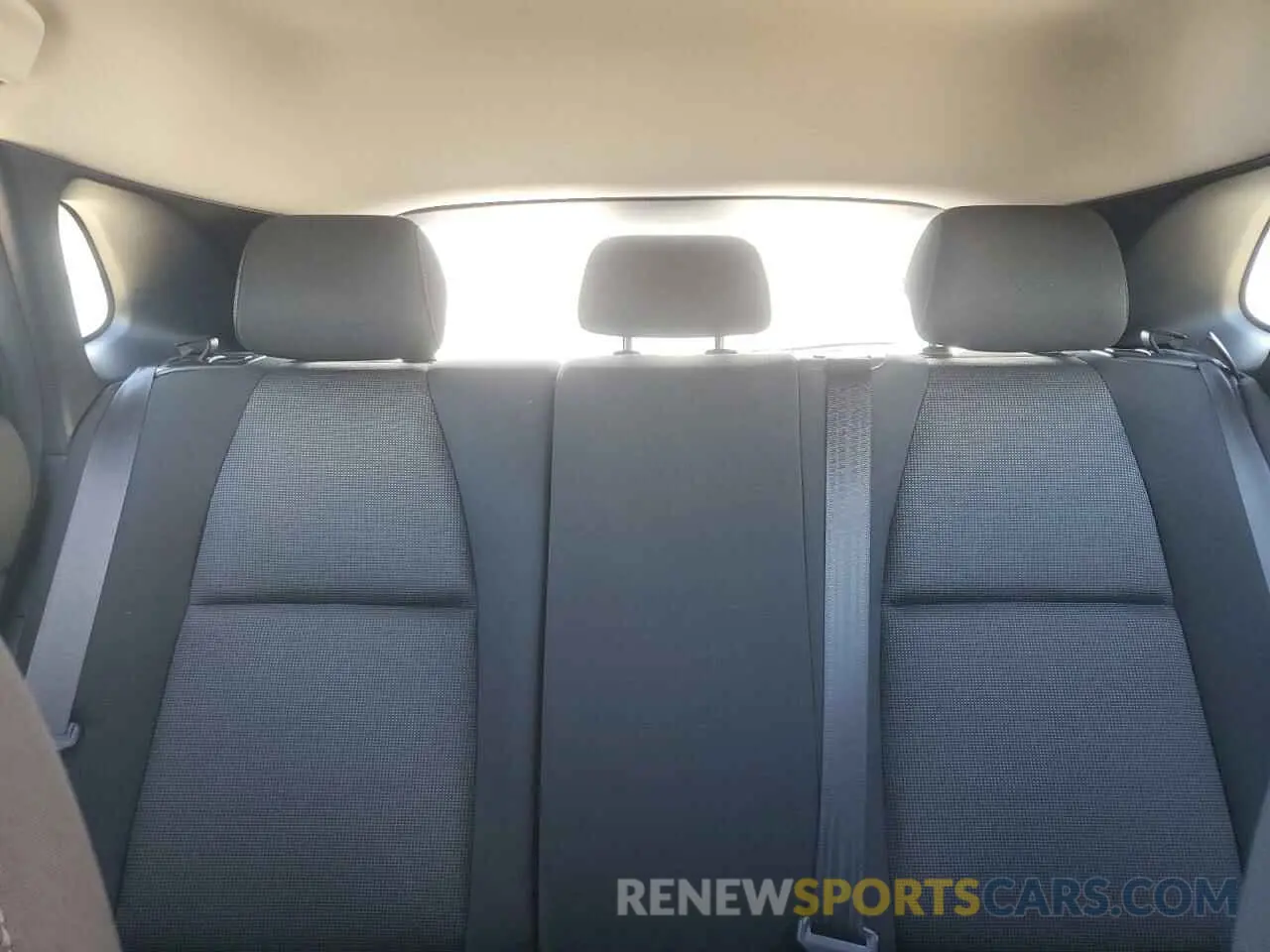 10 Фотография поврежденного автомобиля 3MVDMBAM0RM635991 MAZDA CX30 2024