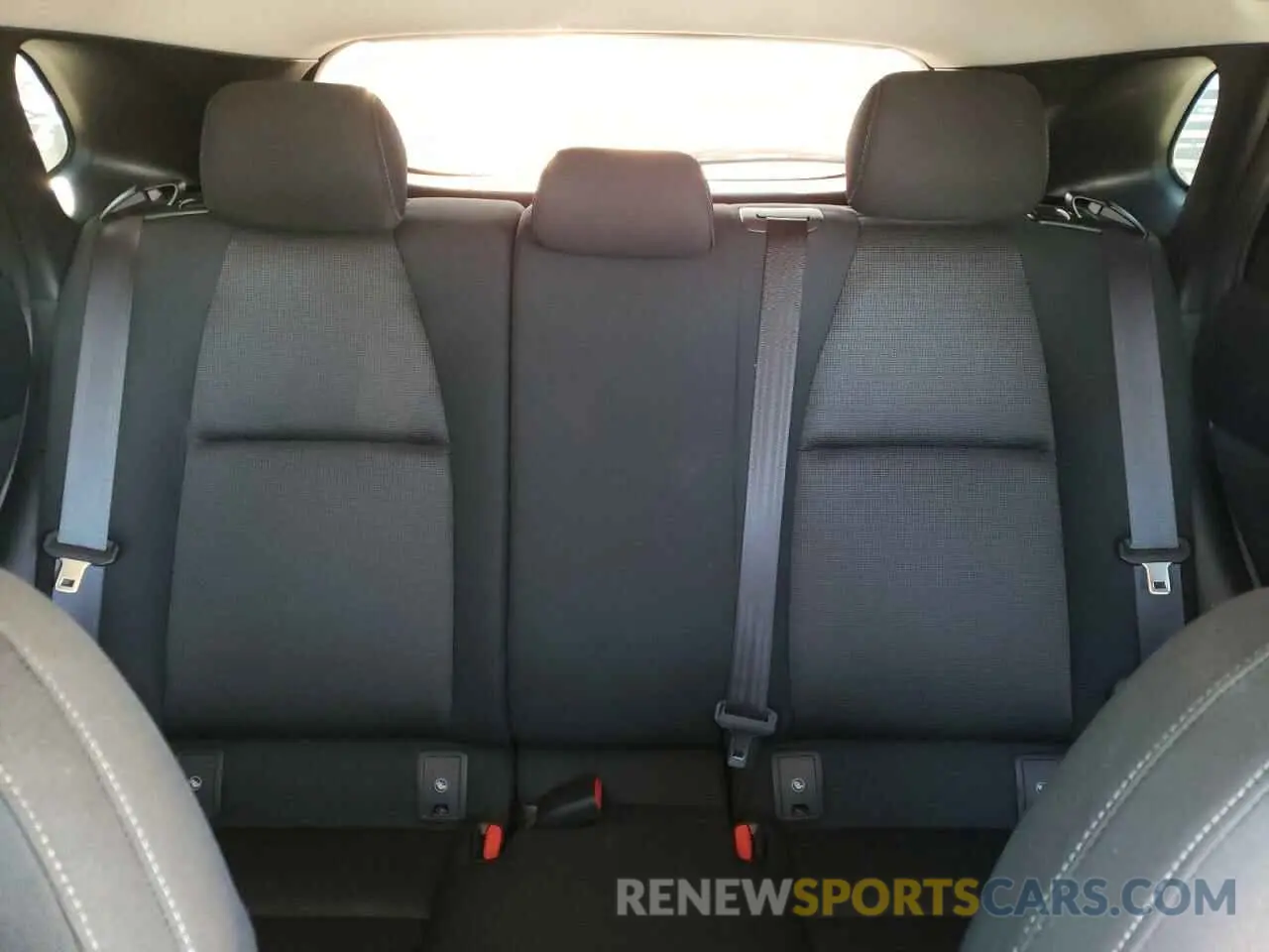 10 Фотография поврежденного автомобиля 3MVDMBAM0RM655691 MAZDA CX30 2024
