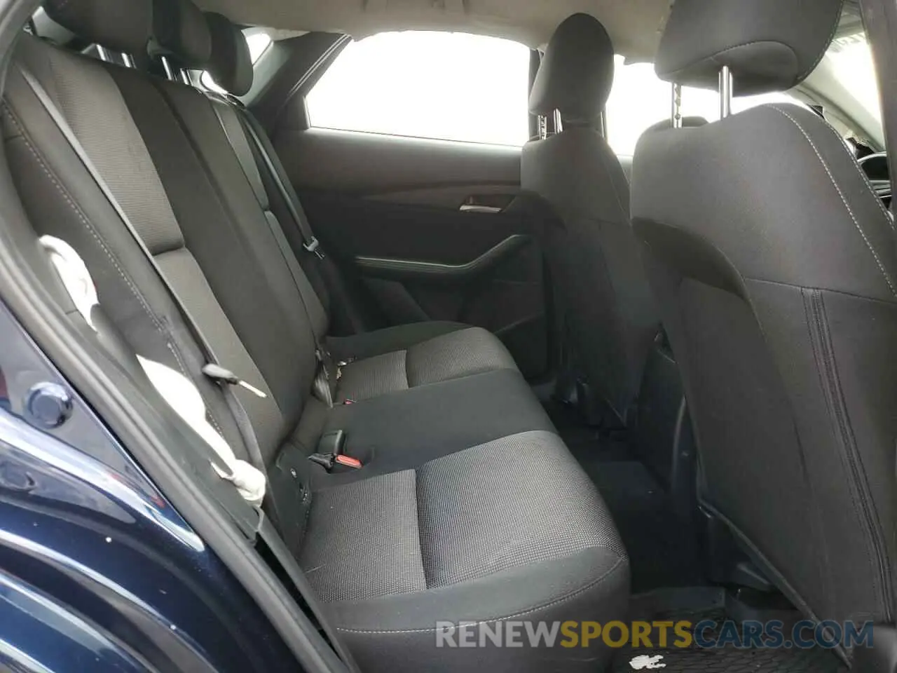 10 Фотография поврежденного автомобиля 3MVDMBAM5RM655105 MAZDA CX30 2024