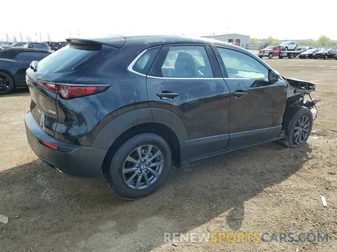 3 Фотография поврежденного автомобиля 3MVDMBAM7RM673718 MAZDA CX30 2024
