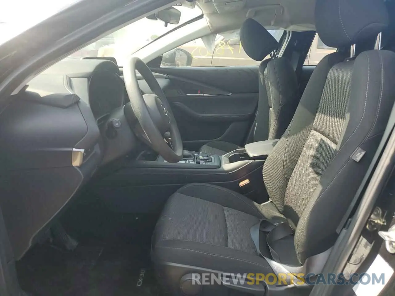 7 Фотография поврежденного автомобиля 3MVDMBAM7RM673718 MAZDA CX30 2024