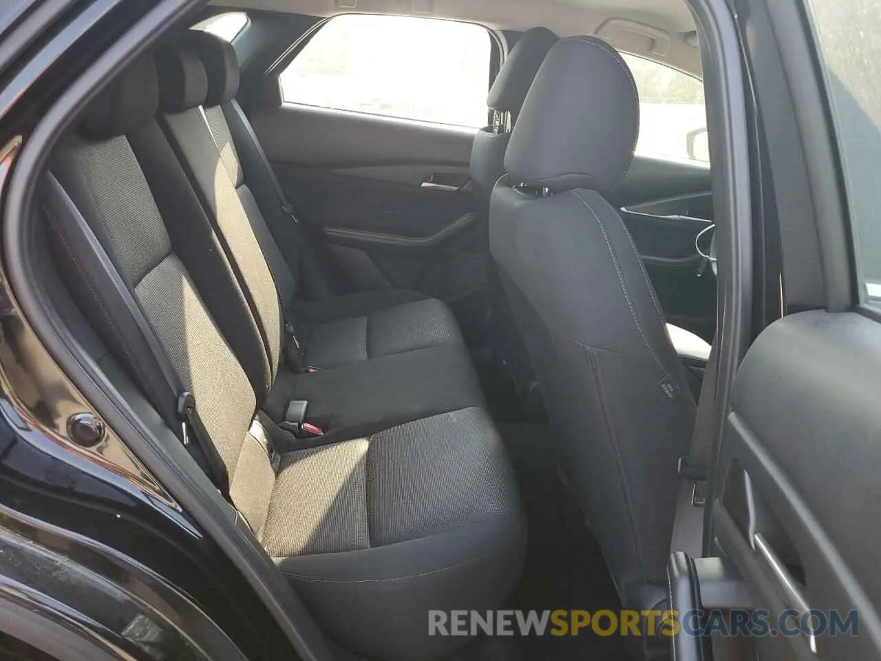 10 Фотография поврежденного автомобиля 3MVDMBAM9RM665667 MAZDA CX30 2024