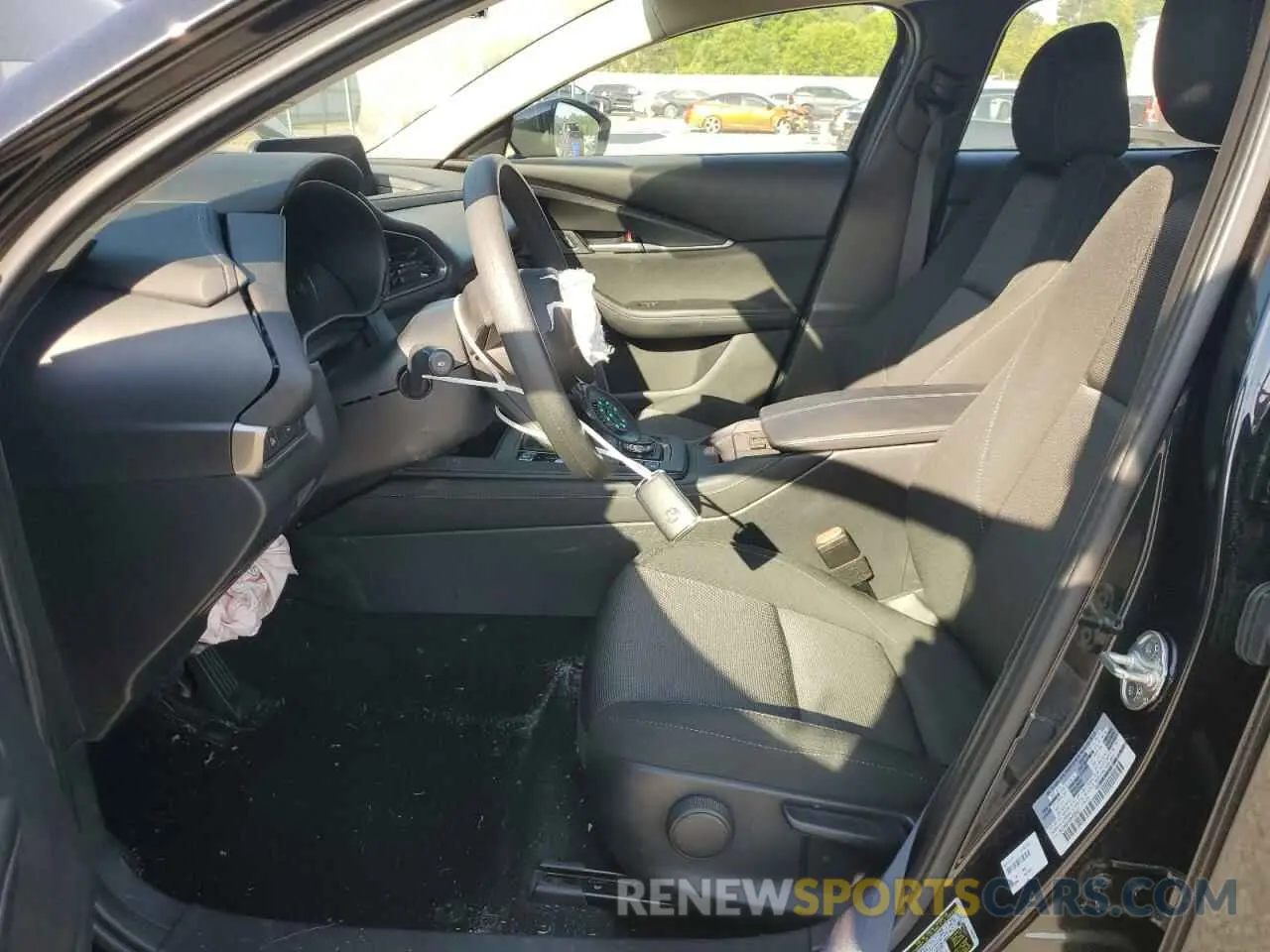 7 Фотография поврежденного автомобиля 3MVDMBAM9RM665667 MAZDA CX30 2024