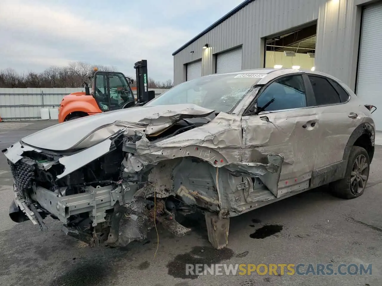 1 Photograph of a damaged car 3MVDMBBM0RM663028 MAZDA CX30 2024