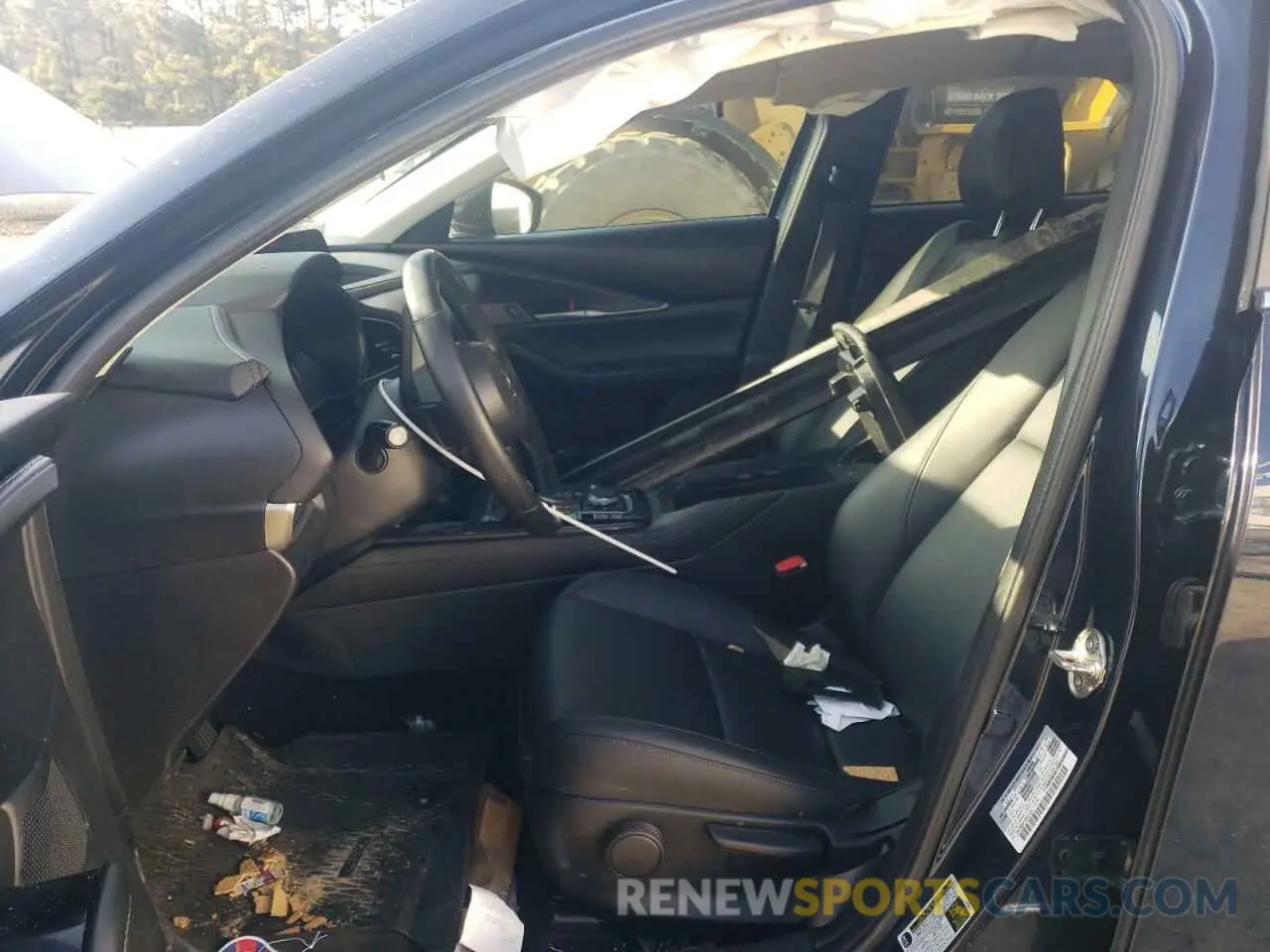 7 Photograph of a damaged car 3MVDMBBM1RM641684 MAZDA CX30 2024