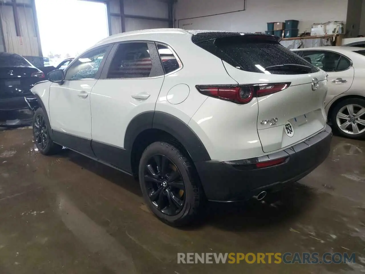 2 Фотография поврежденного автомобиля 3MVDMBBM1RM715881 MAZDA CX30 2024