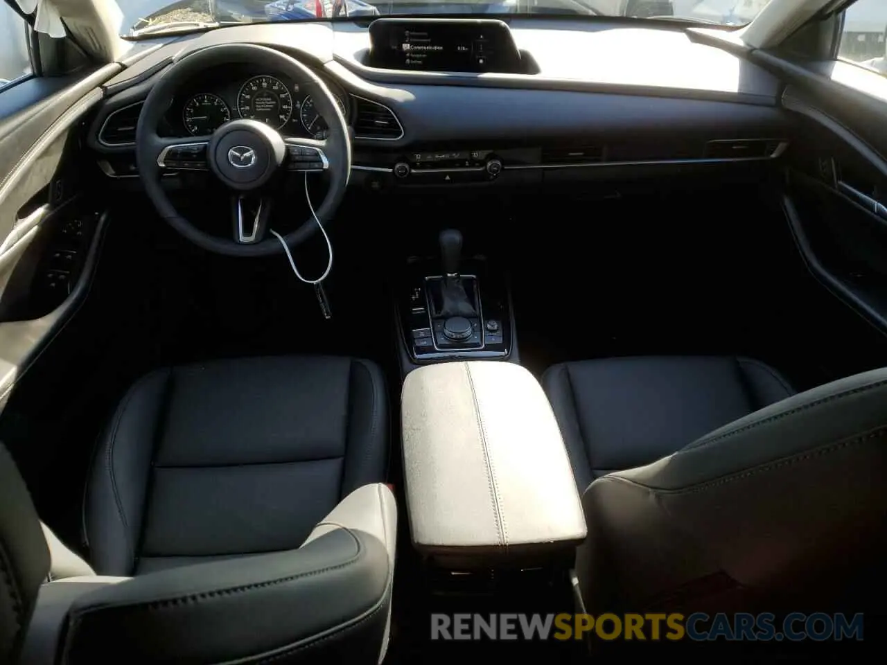 8 Фотография поврежденного автомобиля 3MVDMBBM1RM715881 MAZDA CX30 2024