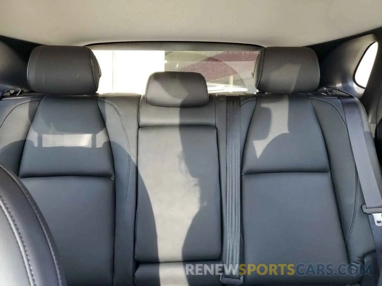 10 Фотография поврежденного автомобиля 3MVDMBBM2RM699061 MAZDA CX30 2024