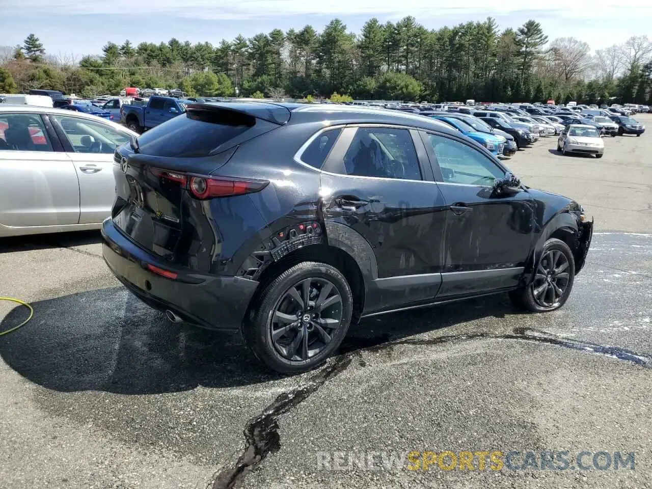3 Фотография поврежденного автомобиля 3MVDMBBM2RM699061 MAZDA CX30 2024