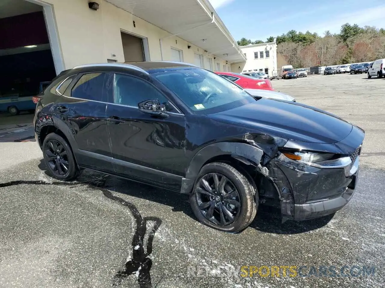 4 Фотография поврежденного автомобиля 3MVDMBBM2RM699061 MAZDA CX30 2024