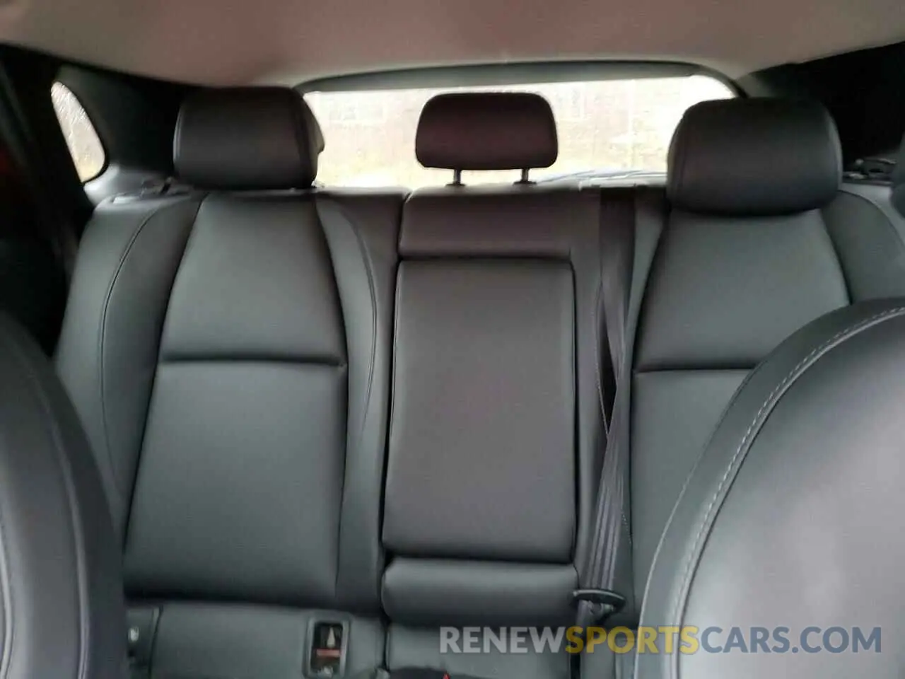 10 Фотография поврежденного автомобиля 3MVDMBBM4RM614558 MAZDA CX30 2024