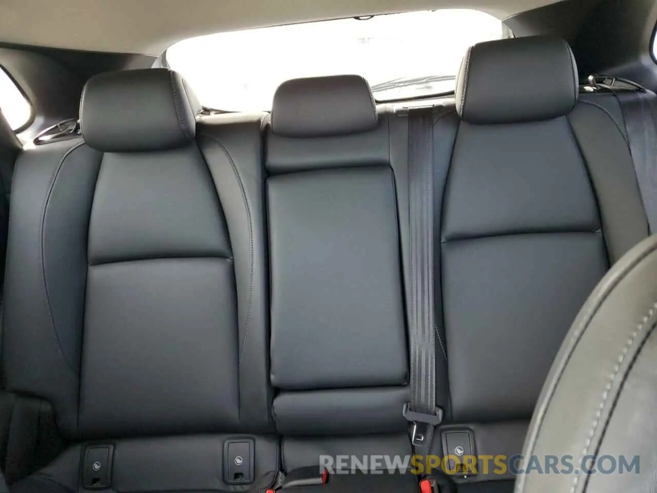 10 Фотография поврежденного автомобиля 3MVDMBBM4RM655076 MAZDA CX30 2024