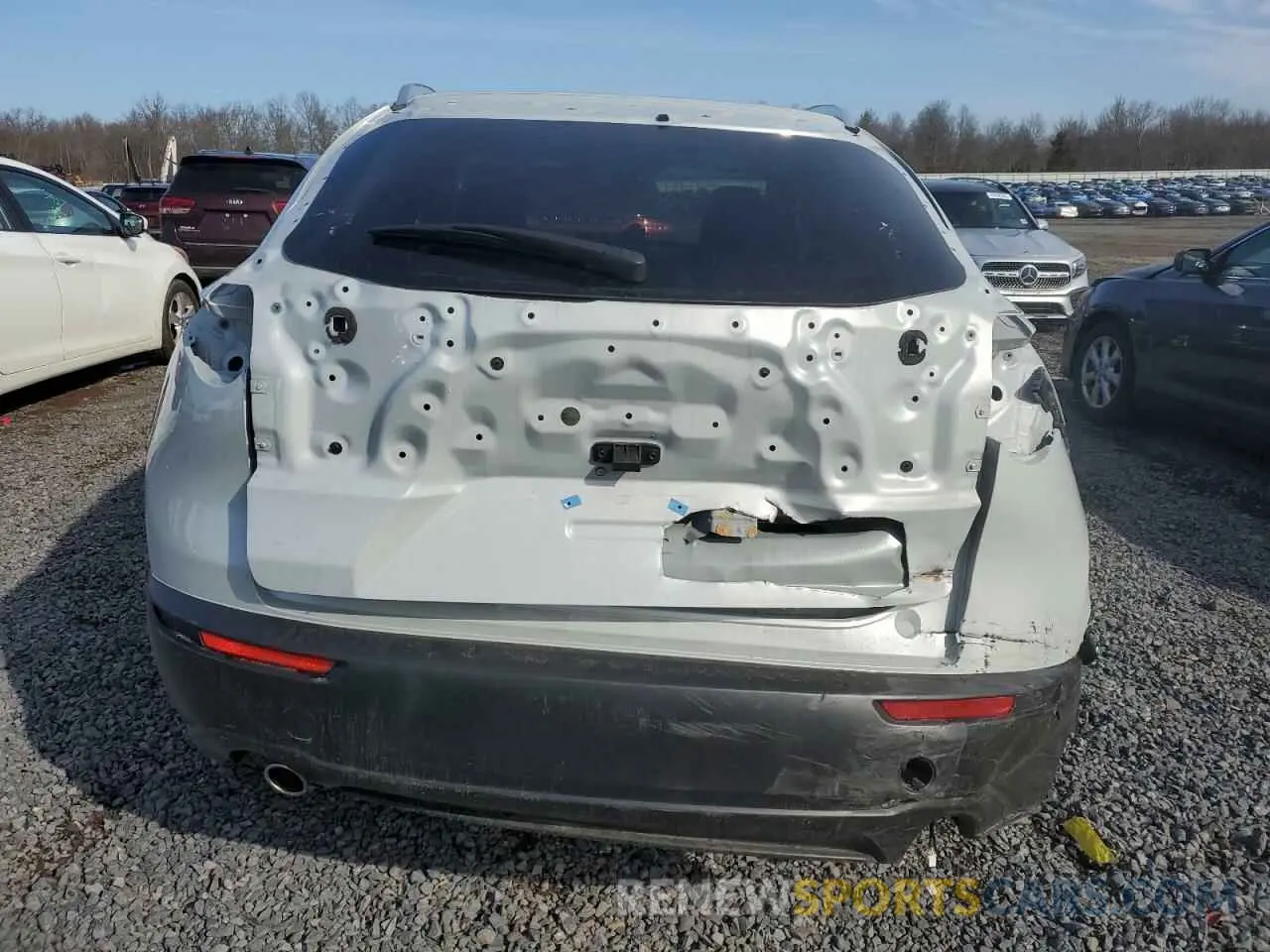 6 Фотография поврежденного автомобиля 3MVDMBBM4RM655076 MAZDA CX30 2024