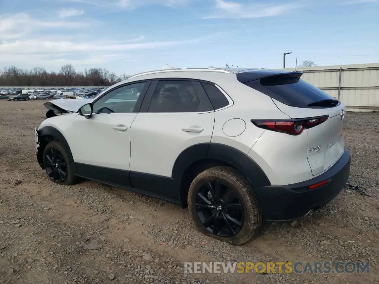 2 Photograph of a damaged car 3MVDMBBM4RM687056 MAZDA CX30 2024