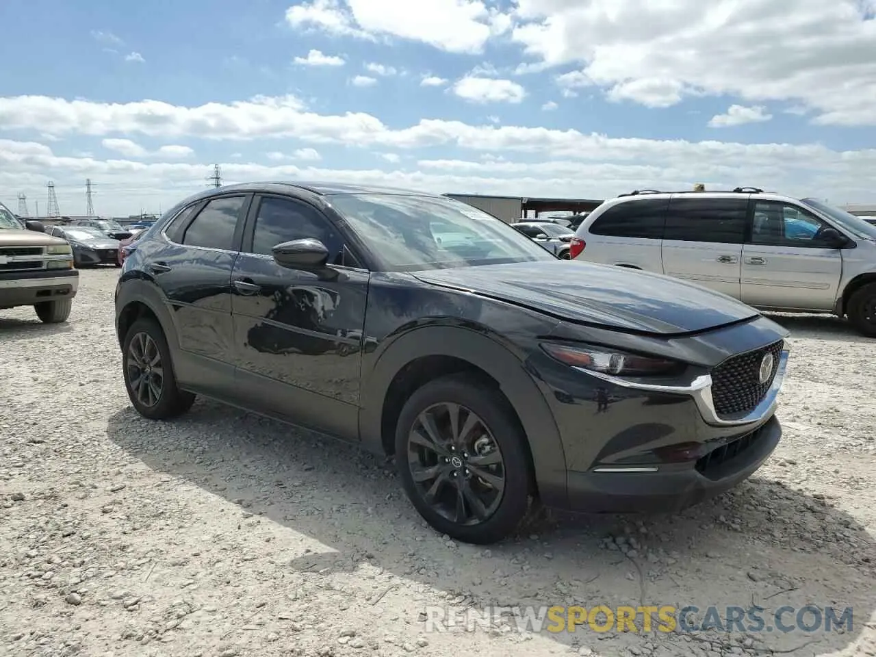 4 Фотография поврежденного автомобиля 3MVDMBBM5RM626122 MAZDA CX30 2024