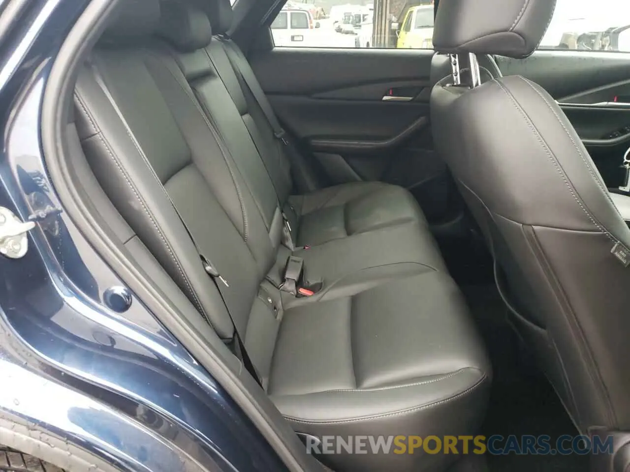 11 Photograph of a damaged car 3MVDMBBM5RM665504 MAZDA CX30 2024