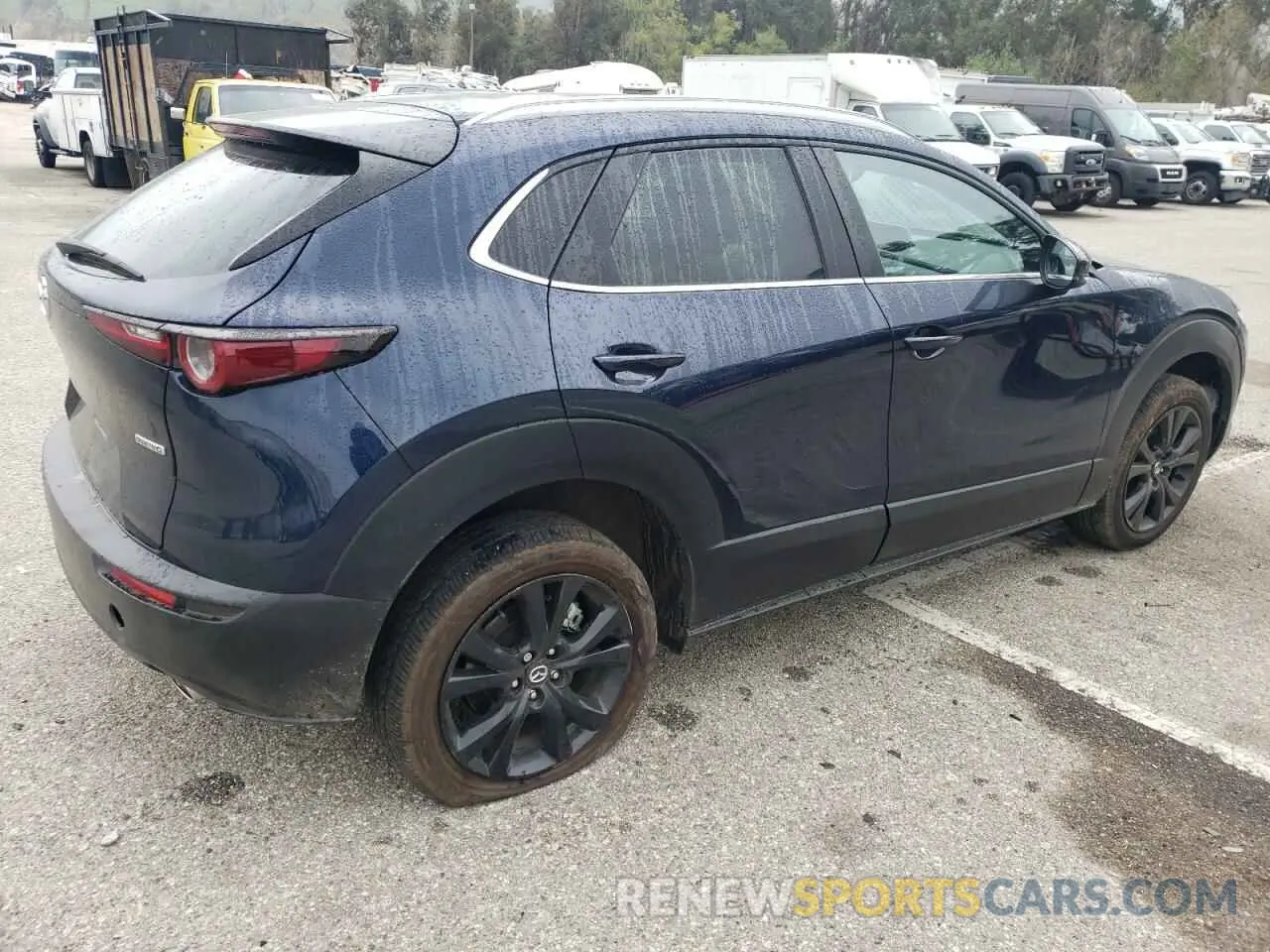 3 Photograph of a damaged car 3MVDMBBM5RM665504 MAZDA CX30 2024