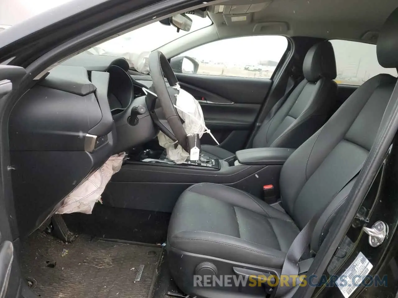 7 Фотография поврежденного автомобиля 3MVDMBBM6RM633242 MAZDA CX30 2024