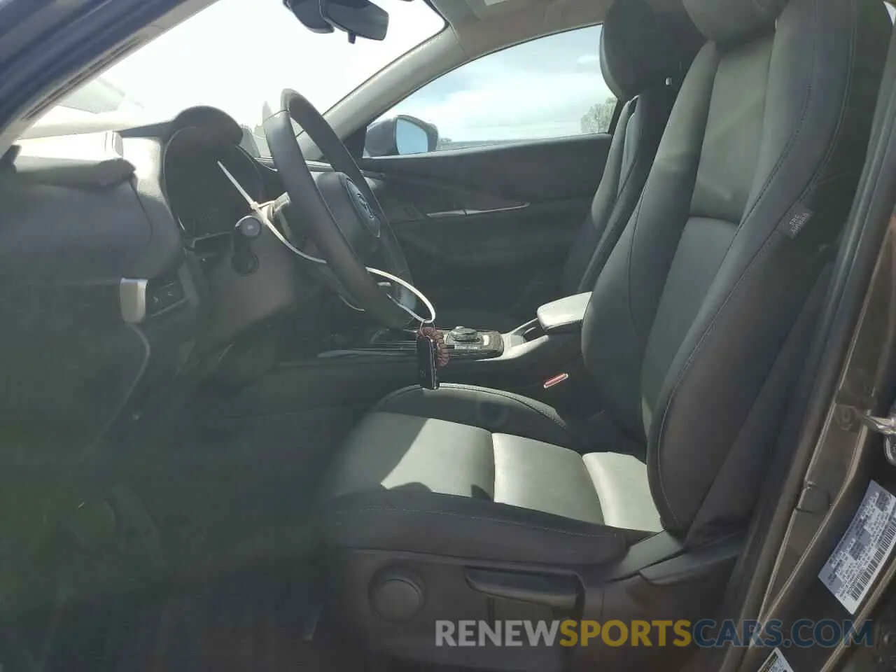7 Фотография поврежденного автомобиля 3MVDMBBM9RM659950 MAZDA CX30 2024