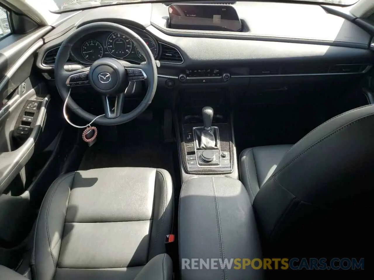 8 Фотография поврежденного автомобиля 3MVDMBBM9RM659950 MAZDA CX30 2024