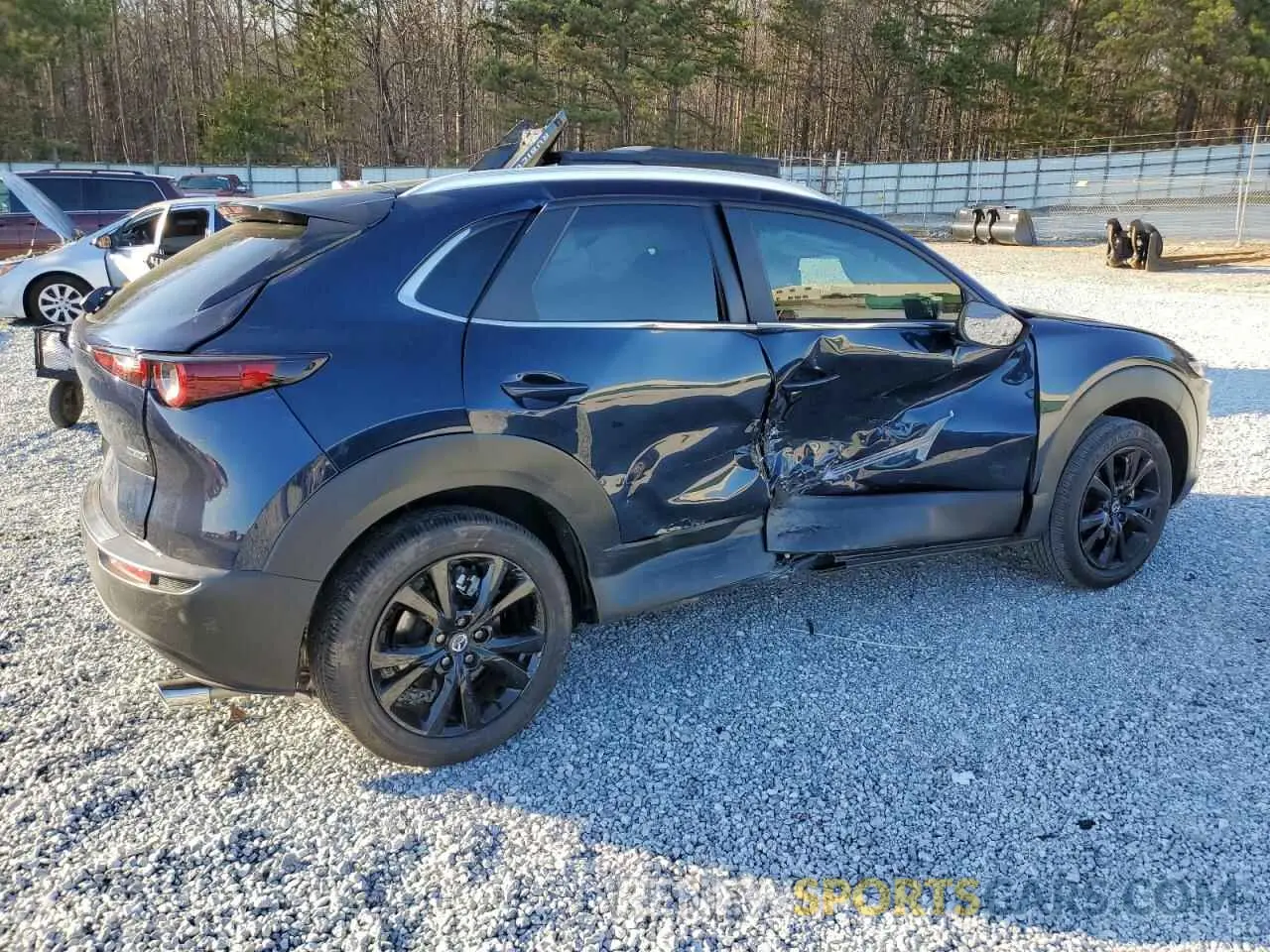 3 Фотография поврежденного автомобиля 3MVDMBBM9RM713408 MAZDA CX30 2024