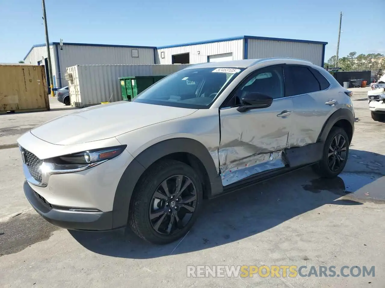 1 Фотография поврежденного автомобиля 3MVDMBBMXRM713496 MAZDA CX30 2024