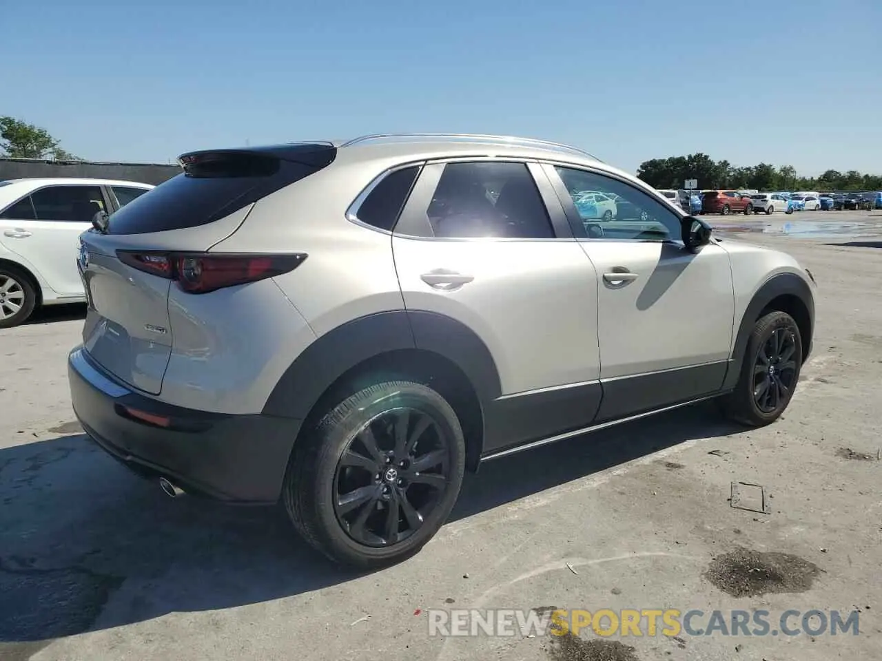 3 Фотография поврежденного автомобиля 3MVDMBBMXRM713496 MAZDA CX30 2024