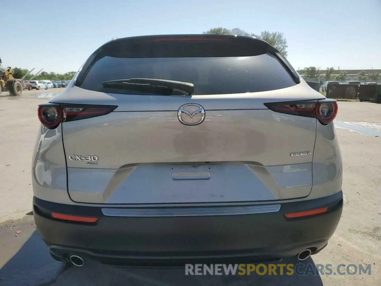 6 Фотография поврежденного автомобиля 3MVDMBBMXRM713496 MAZDA CX30 2024