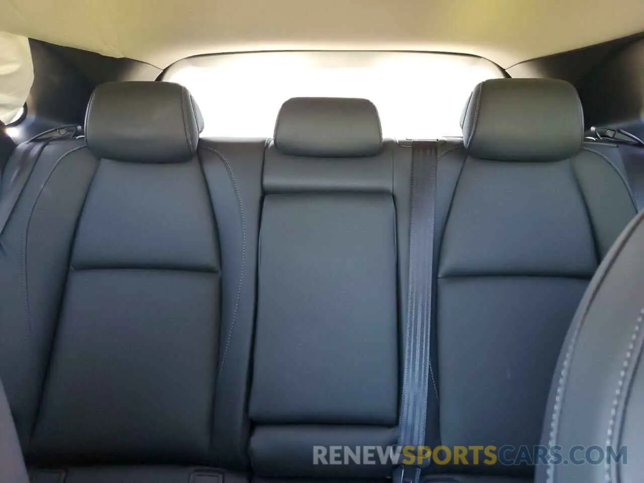 10 Фотография поврежденного автомобиля 3MVDMBCM1RM602043 MAZDA CX30 2024