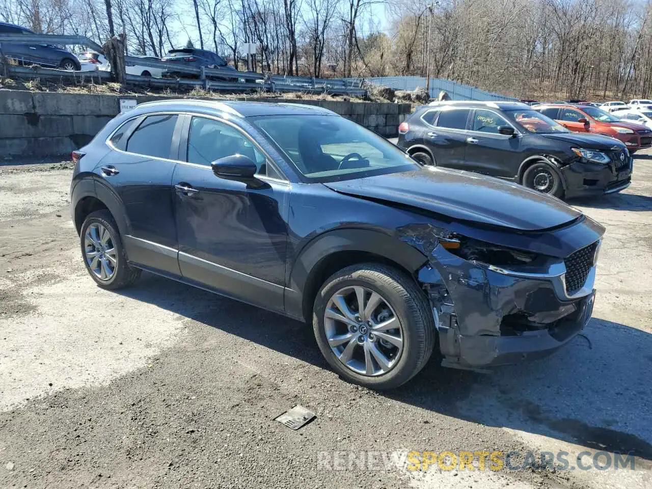 4 Фотография поврежденного автомобиля 3MVDMBCM1RM602043 MAZDA CX30 2024