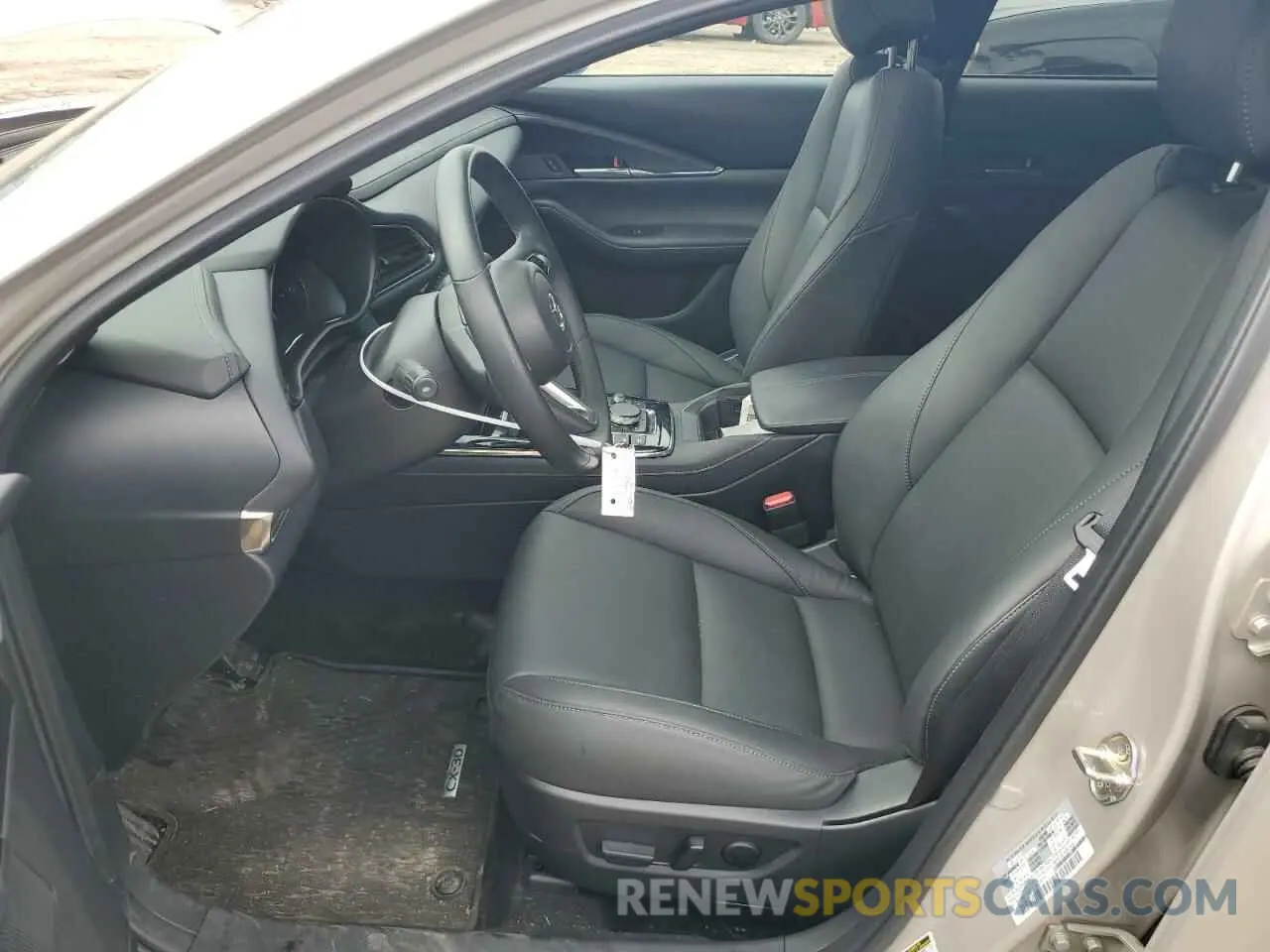 7 Фотография поврежденного автомобиля 3MVDMBCM1RM612734 MAZDA CX30 2024