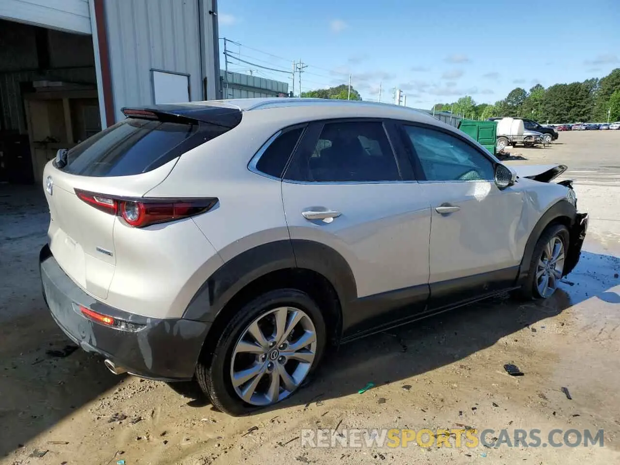 3 Фотография поврежденного автомобиля 3MVDMBCM2RM648657 MAZDA CX30 2024