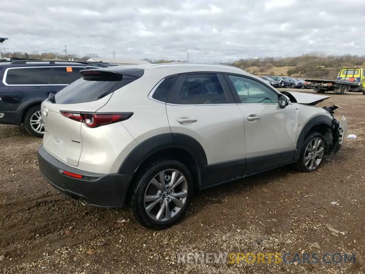 3 Фотография поврежденного автомобиля 3MVDMBCM5RM710438 MAZDA CX30 2024
