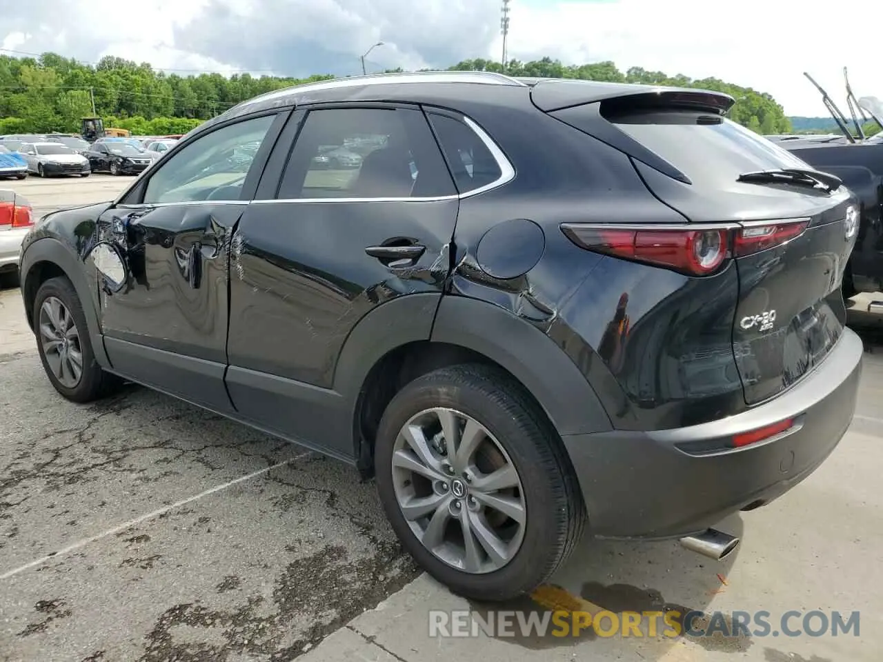 2 Photograph of a damaged car 3MVDMBCM6RM690894 MAZDA CX30 2024