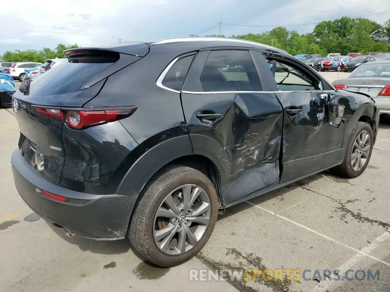 3 Photograph of a damaged car 3MVDMBCM6RM690894 MAZDA CX30 2024