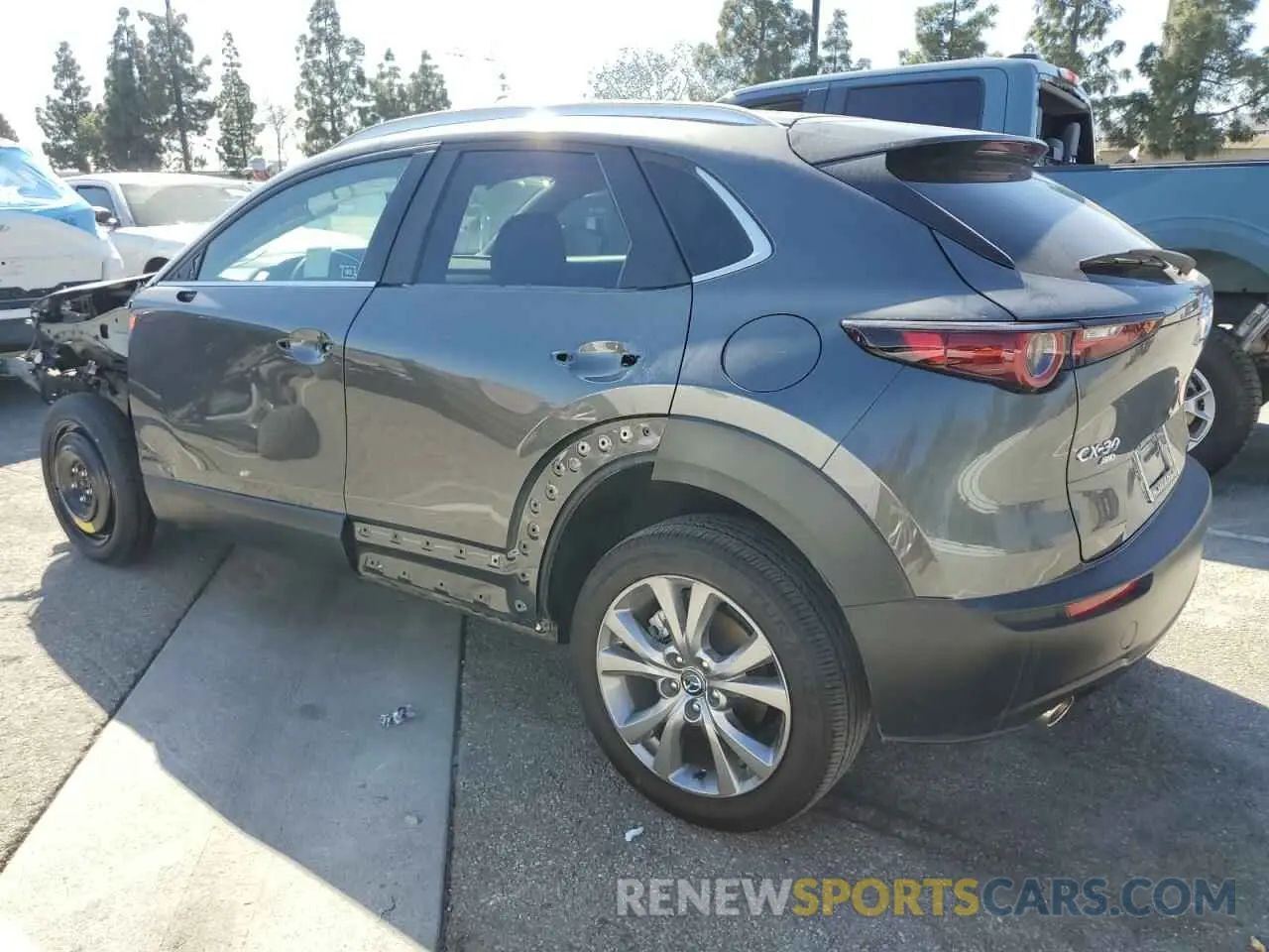 2 Фотография поврежденного автомобиля 3MVDMBCM8RM612102 MAZDA CX30 2024