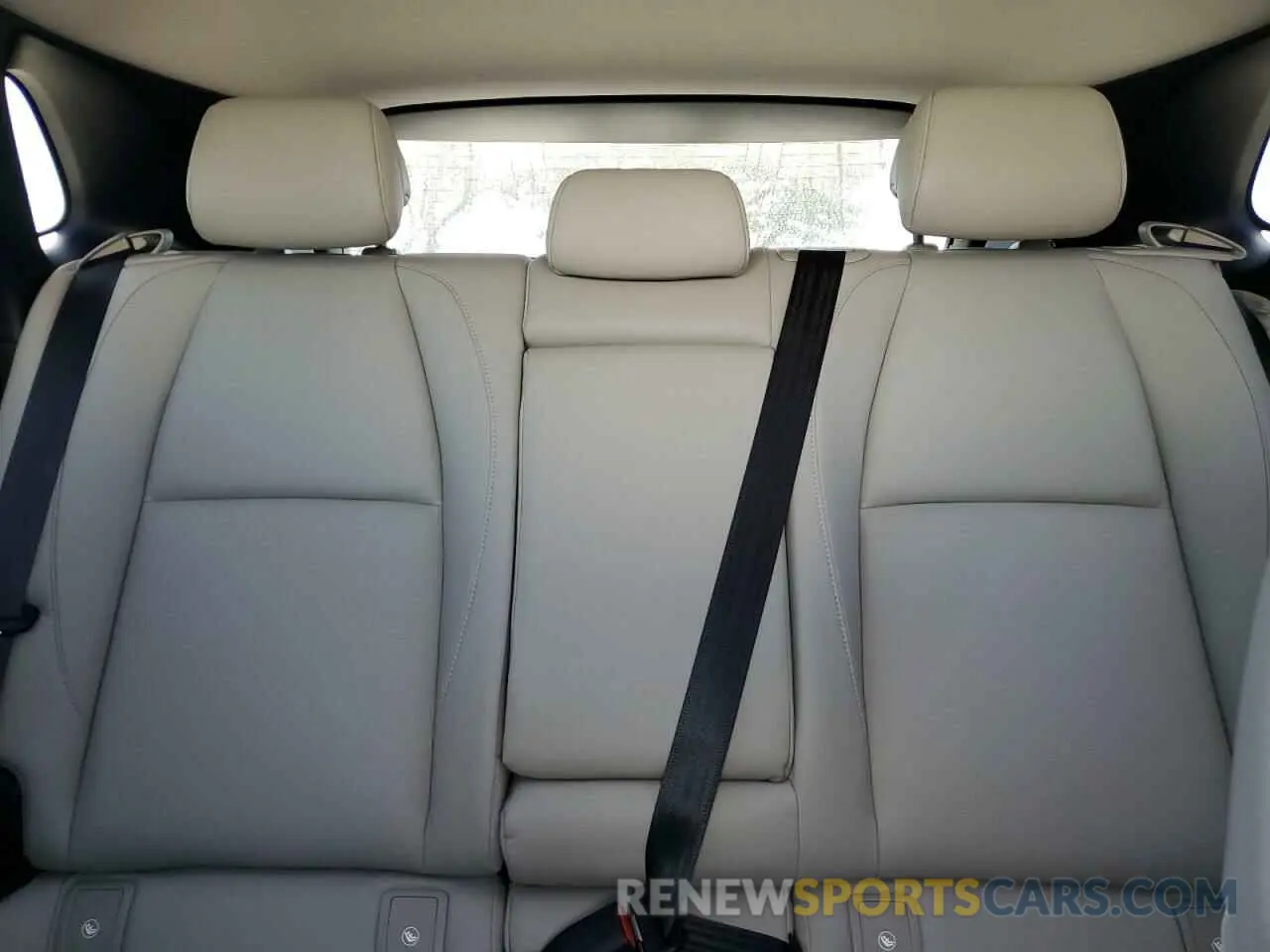 10 Photograph of a damaged car 3MVDMBCM9RM608575 MAZDA CX30 2024