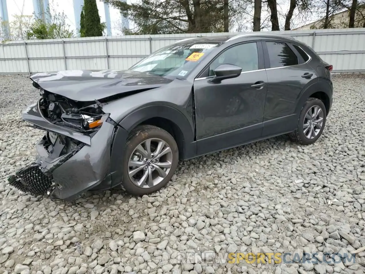1 Фотография поврежденного автомобиля 3MVDMBCMXRM615213 MAZDA CX30 2024