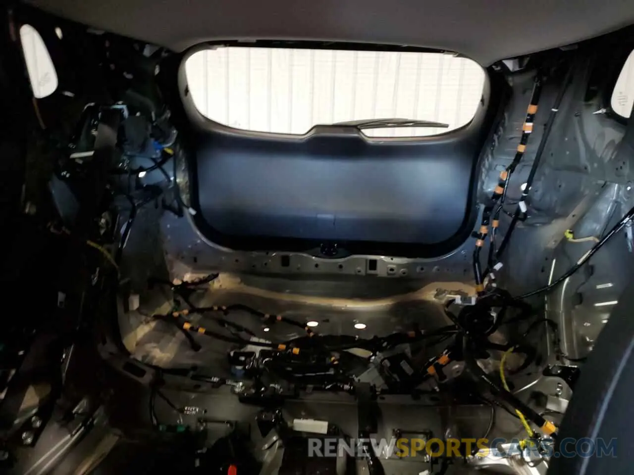 10 Photograph of a damaged car 3MVDMBDY4RM689826 MAZDA CX30 2024