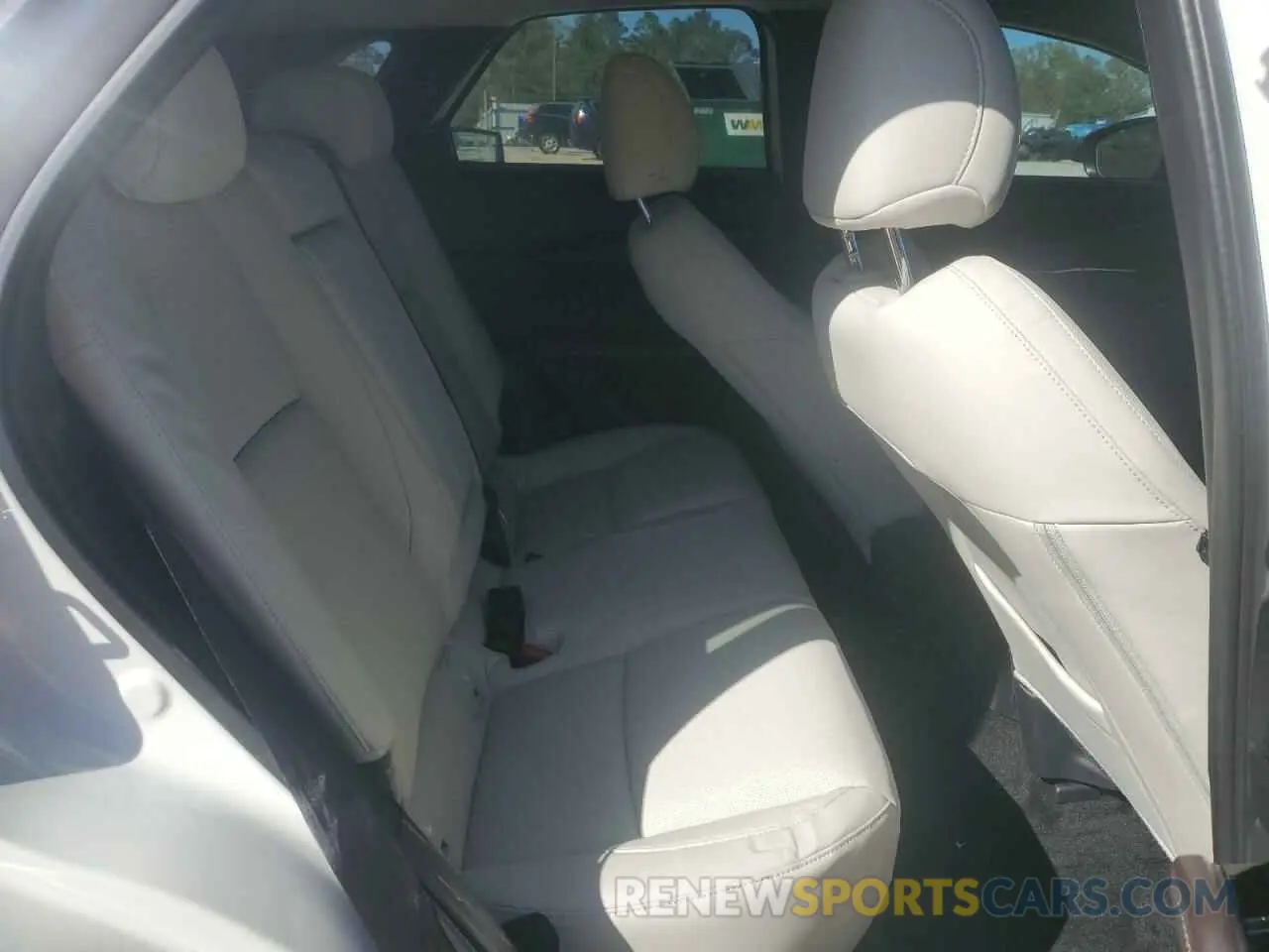 11 Photograph of a damaged car 3MVDMBEY0RM690146 MAZDA CX30 2024