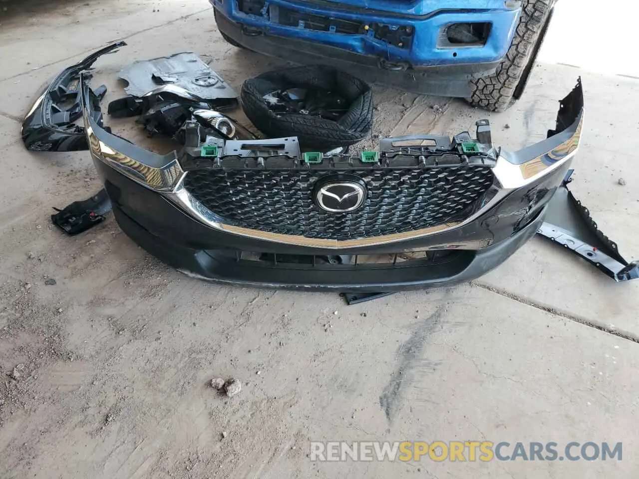13 Фотография поврежденного автомобиля 3MVDMBBM6SM776133 MAZDA CX30 2025