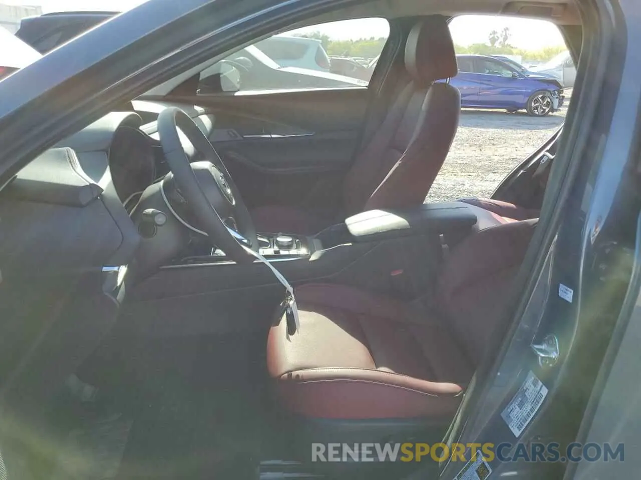 7 Photograph of a damaged car 3MVDMBCM0SM804300 MAZDA CX30 2025